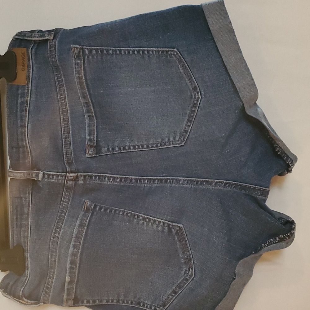 Womens Garage size 9 shorts